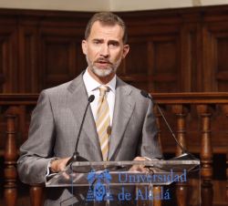 Su Majestad el Rey durante su intervención en el Paraninfo 