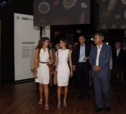 Momento de la visita de Su Majestad la Reina al Pabellón Zero de la Expo Milano 2015