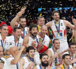 El Rey, con los miembros del equipo español