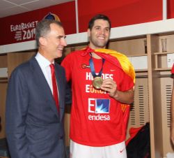 El Rey, con Felipe Reyes