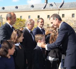 Don Felipe y Doña Letizia, con los familiares de Su Alteza Real el Infante Don Carlos