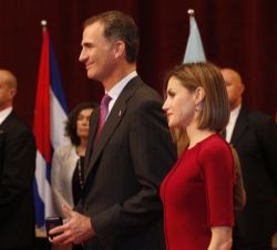 Don Felipe y Doña Letizia, durante la recepción a los Premios Princesa de Asturias 2015
