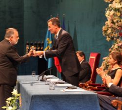Su Majestad el Rey entrega el Premio Princesa de Asturias de las Artes 2015 a Francis Ford Coppola