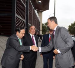Su Majestad el Rey recibe el saludo del presidente de la Federación Española de Autónomos (CEAT), Pedro Barato
