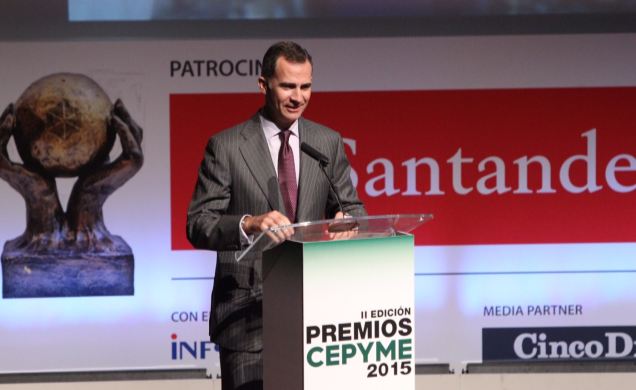 Su Majestad el Rey durante su intervención en la entrega de Premios