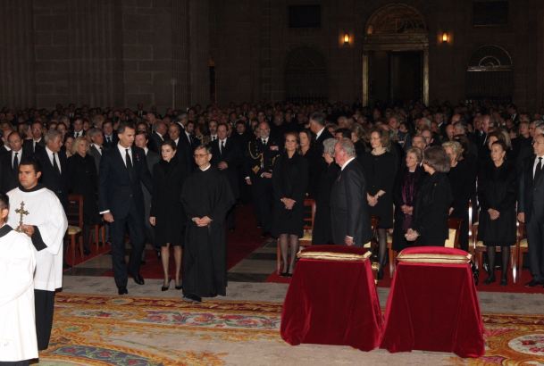 Vista general de la Basilica a la llegada de Sus Majestades los Reyes