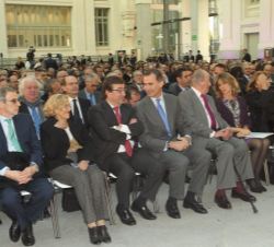 Vista general de los asistentes al acto