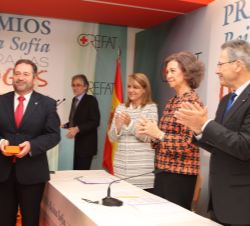 Rogelio Pando, presidente de la Mancomunidad Comarca de la Sidra, tras recibir el accésit