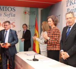 Máximo Enrique Gutiérrez, presidente de FEJAR, tras recibir el accésit