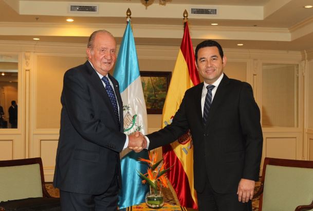 Don Juan Carlos mantuvo un encuentro con el Presidente electo, Jimmy Morales 