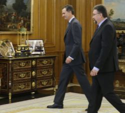 Su Majestad el Rey con el representante de Foro Asturias (FORO), Isidro Manuel Martínez Oblanca 