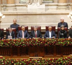 Vista de la mesa presidencial durante la ceremonia de Toma de Posesión del Sr. Marcelo Rebelo de Sousa como presidente de Portugal