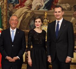 Sus Majestades los Reyes con el Presidente de la República Portuguesa