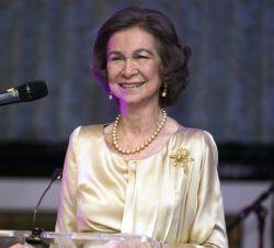 Doña Sofía durante su intervención en la Gala conmemorativa del primer centenario de la British Spanish Society