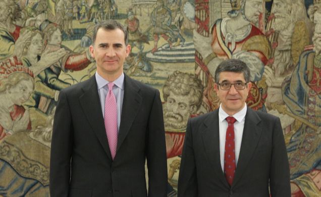 Don Felipe, con el presidente del Congreso de los Diputados, Patxi López