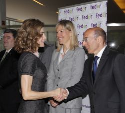 Su Majestad la Reina recibe el saludo del delegado del Gobierno en la Comunidad Autónoma del País Vasco, Carlos de Urquijo