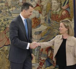 Su Majestad el Rey recibe el saludo de la Coalición Canaria-Partido Nacionalista Canario (CCa-PNC), Ana María Oramas González-Moro 