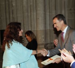 Su Majestad el Rey entrega el Premio Nacional de Músicas Actuales 2014 a Carmen París 