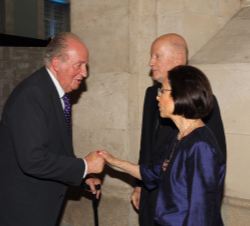 Su Majestad el Rey Don Juan Carlos es recibido por Sus Majestades los Reyes Simeón II y Margarita de Bulgaria