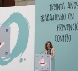 Su Majestad la Reina, durante su intervención