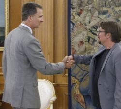 Su Majestad el Rey con Francesc Xavier Domènech, representante de En Comú Podem-Guanyem el Canvi