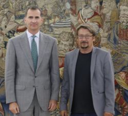 Su Majestad el Rey con Francesc Xavier Domènech, representante de En Comú Podem-Guanyem el Canvi