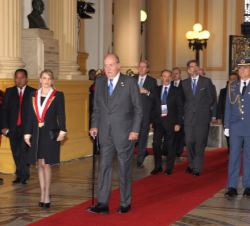 Llegada de Don Juan Carlos al Congreso de la República para asistir a la ceremonia de toma de posesión de Pedro Pablo Kuczynski como Presidente de Per