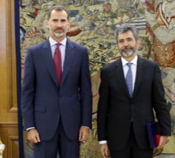 Su Majestad el Rey recibe el saludo del presidente del Tribunal Supremo y del Consejo General del Poder Judicial, Carlos Lesmes 
