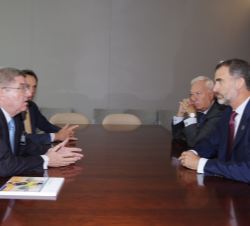 Don Felipe, con el presidente del Comité Olímpico Internacional, Thomas Bach