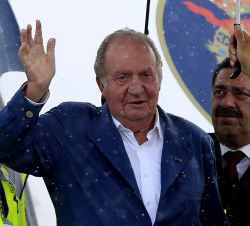 Su Majestad el Rey Don Juan Carlos a su llegada al Aeropuerto Internacional Rafael Núñez