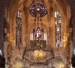 Interior del templo