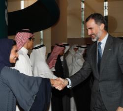 Su Majestad el Rey a su llegada al King Abdullah City for Atomic and Renewable Energy KACARE