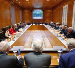 Vista general de la reunión de trabajo del Patronato de la Fundación CODESPA, presidida por Don Felipe