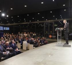 Don Felipe en el Auditorio al inicio del acto