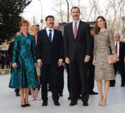 Sus Majestades los Reyes acompañados de Sus Excelencias János Áder, Presidente de la República de Hungría, y señora Anita Herczegh