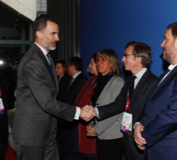 Don Felipe recibe el saludo del secretario de estado para la Sociedad de la Información y la Agenda Digital, José María Lasalle