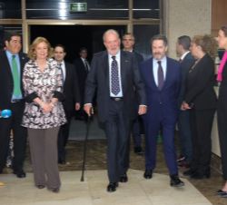 Don Juan Carlos a su llegada a la Casa de ABC