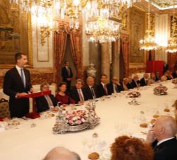 Vista del Comedor de gala durante la intervención de Su Majestad el Rey