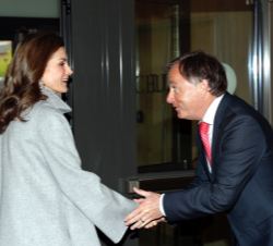 Su Majestad la Reina recibe el saludo del delegado del Gobierno en la Comunidad Valenciana, Juan Carlos Moragues