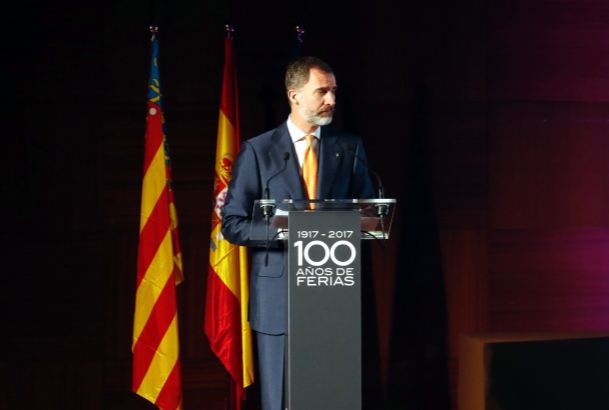 Su Majestad el Rey durante su intervención en acto conmemorativo del centenario de la fundación de la Feria de Valencia