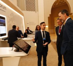 Don Felipe recorrió las instalaciones del Digital Forum, instalado en el Centro de Convenciones