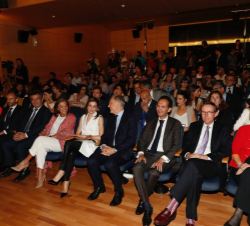 Vista del auditorio antes del comienzo de la gala