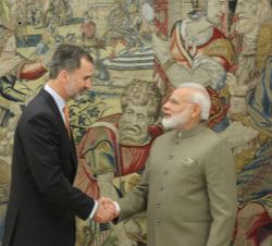 Su Majestad el Rey recibe al primer ministro de la República de la India, Narendra Modi