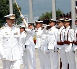 Su Majestad el Rey pasa revista al Batallón de Alumnos