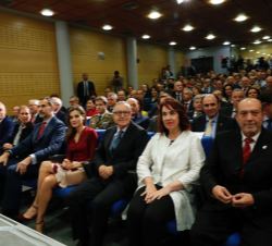 Don Felipe y Doña Letizia en el Auditorio del CNTA