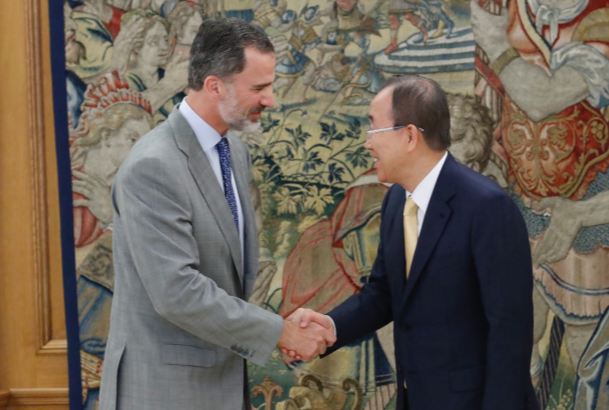 Su Majestad el Rey saluda al ex secretario general de las Naciones Unidas, Ban Ki-moonel Rey recibe al ex secretario general de las Naciones Unidas, Ban Ki-moon