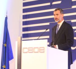 Su Majestad el Rey durante sus palabras en la cena con motivo del 40º aniversario de CEOE