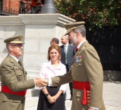 Su Majestad el Rey recibe el saludo del jefe de Estado Mayor de la Defensa, general de Ejército Fernando Alejandre Martínez