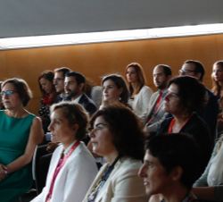 Doña Letizia durante la intervención de Riccardo Maggiolo en el taller: “Como encontrar trabajo en la era digital y vivir feliz”