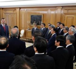 Don Felipe durante el desarrollo de la audiencia